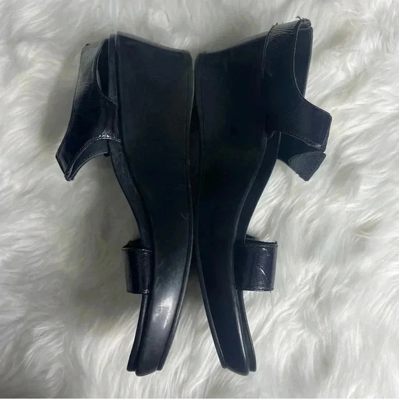 Dansko Women's Antoinette Black Patent Leather Wedge Sandals Size 41 10.5 or 11 - Picture 4 of 10